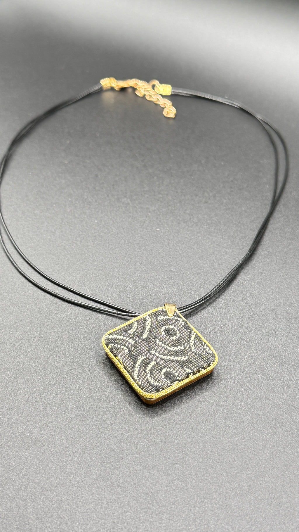 ROYAL SEAL