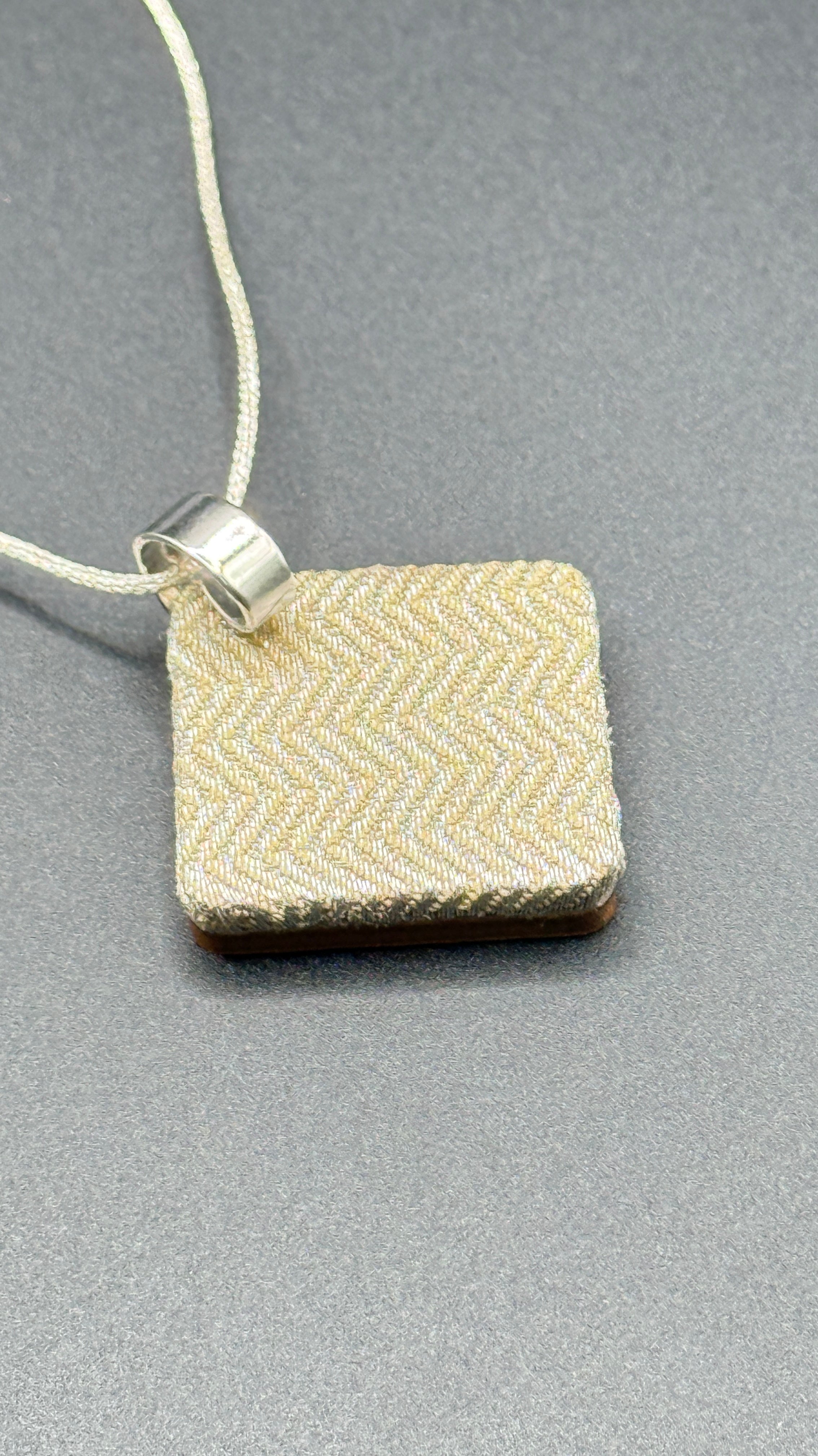 ZIGZAG