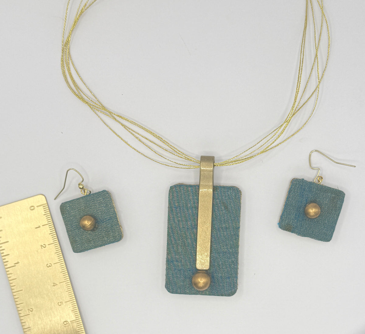 STUDIO